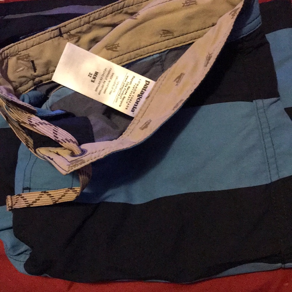 Men’s size 32 beach trunks
